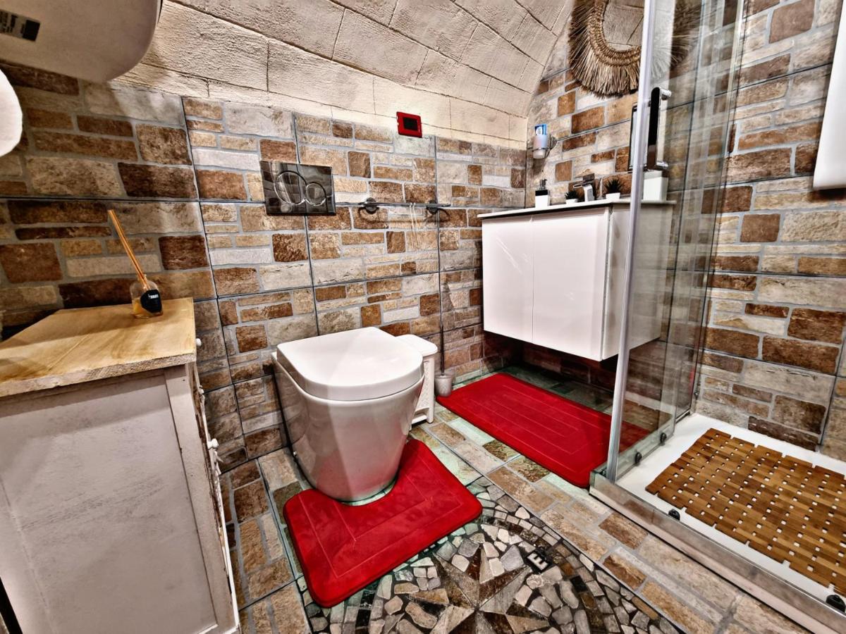 Luxury Borgo Antico Appartement Bari Buitenkant foto