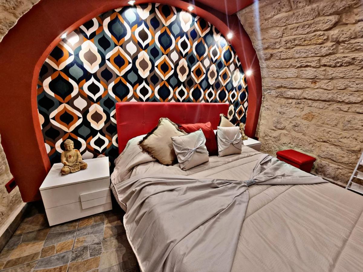 Luxury Borgo Antico Appartement Bari Buitenkant foto